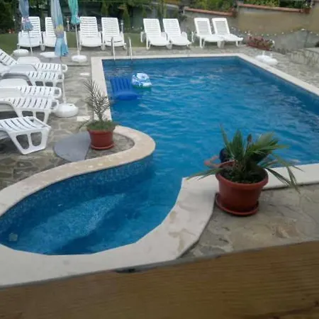 Отель Poseidon 2*