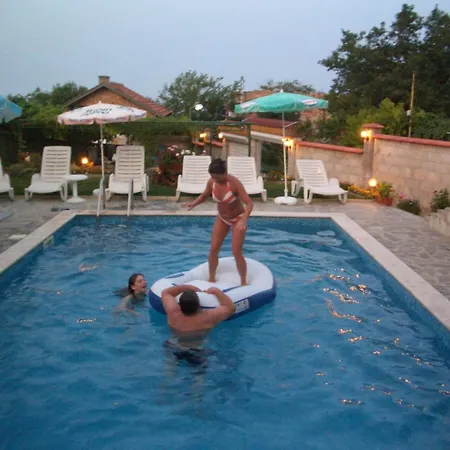 Отель Poseidon 2*