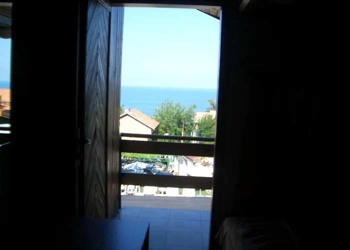 Poseidon 2* Golden Sands