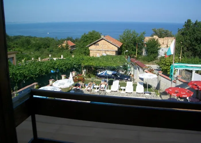 Poseidon 2* Golden Sands